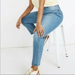 Madewell Classic Straight Leg Jeans Ultra High Rise - Size 32